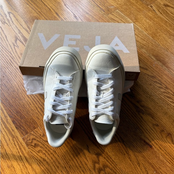 Veja Campo Leather Sneakers Size EUR 36 - Picture 2 of 8